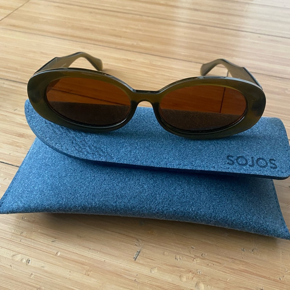 Sojo Olive Green Oval Sunglasses